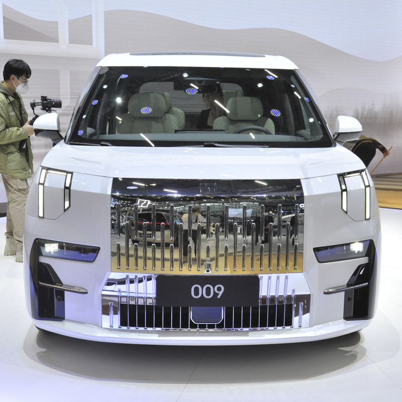 Ajuste elétrico do assento do copiloto 2022 Geely Zeekr 009 MPV WE ME 702KM 822KM EV Car