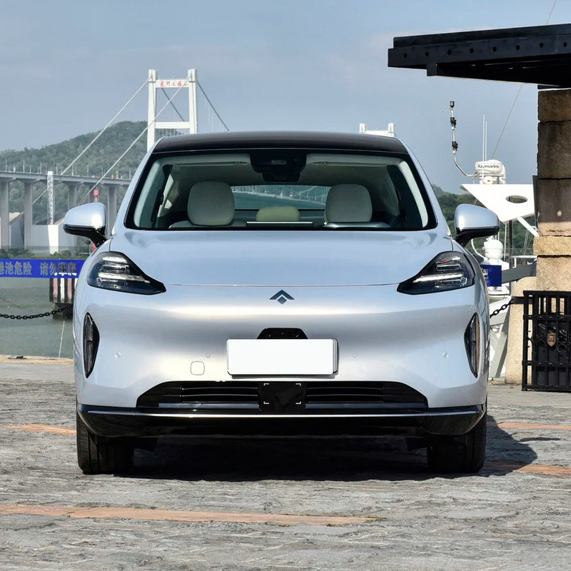 Veículo elétrico energético 670 km de tração traseira versão UHV para estrutura de carroçaria de 5 lugares